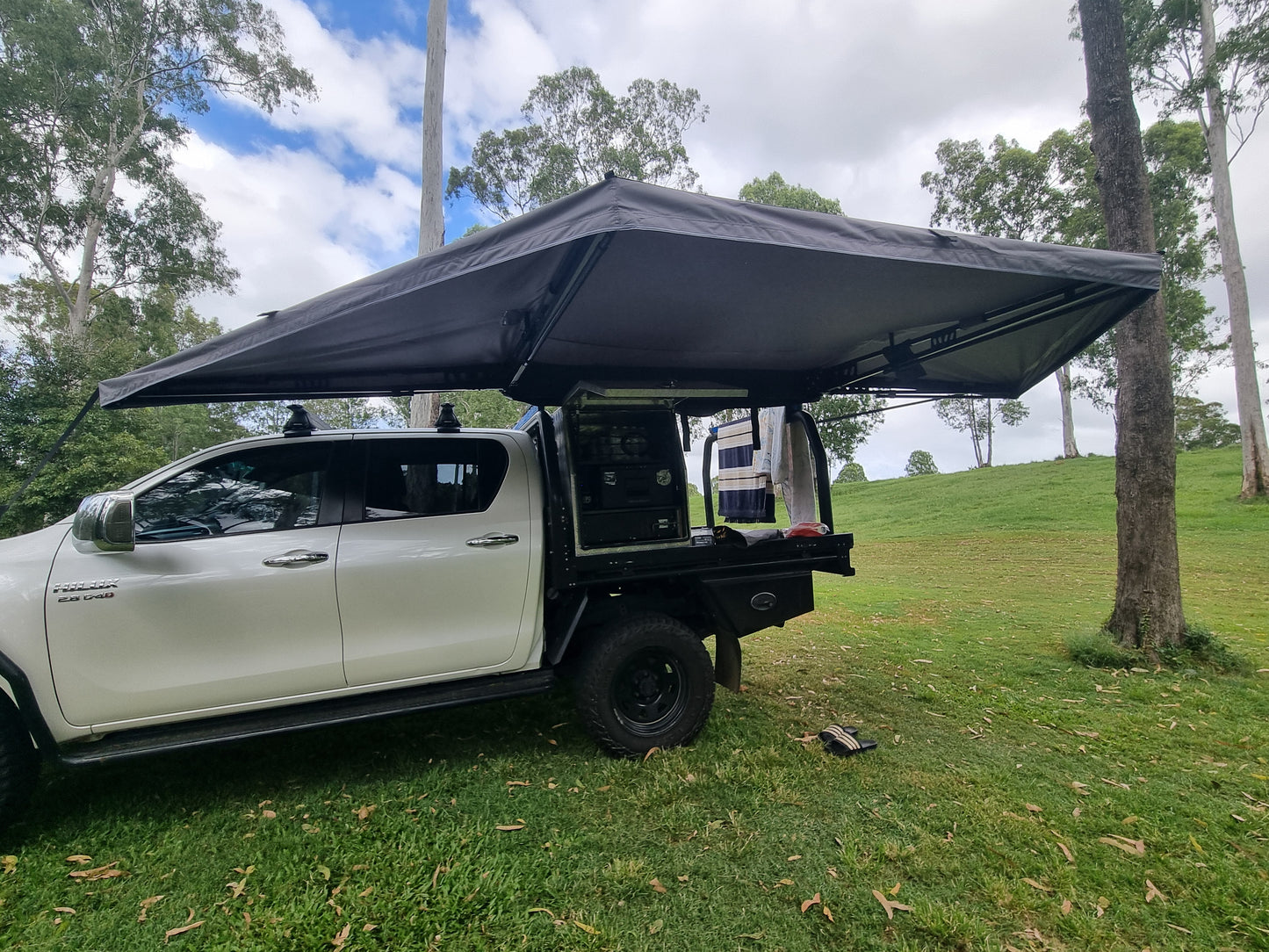 180 degree 2.1m Free Standing Awning
